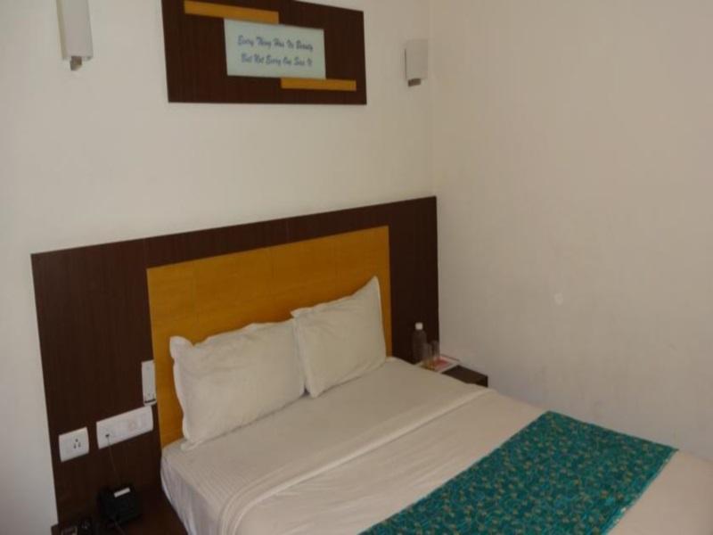 Continental Park Hotell Vijayawāda Eksteriør bilde