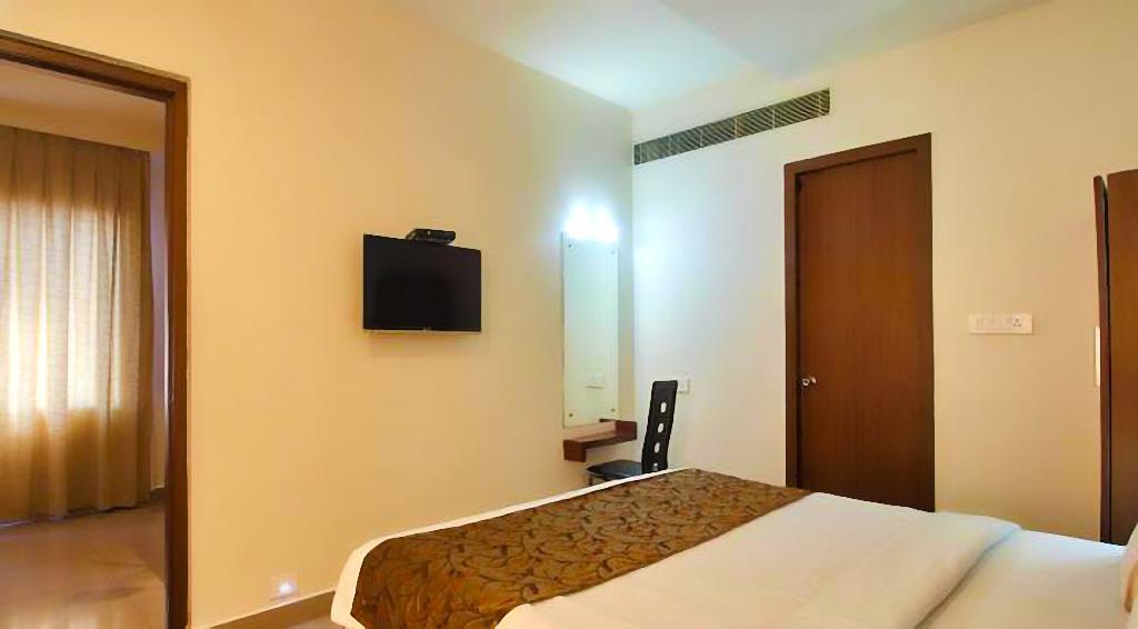 Continental Park Hotell Vijayawāda Eksteriør bilde