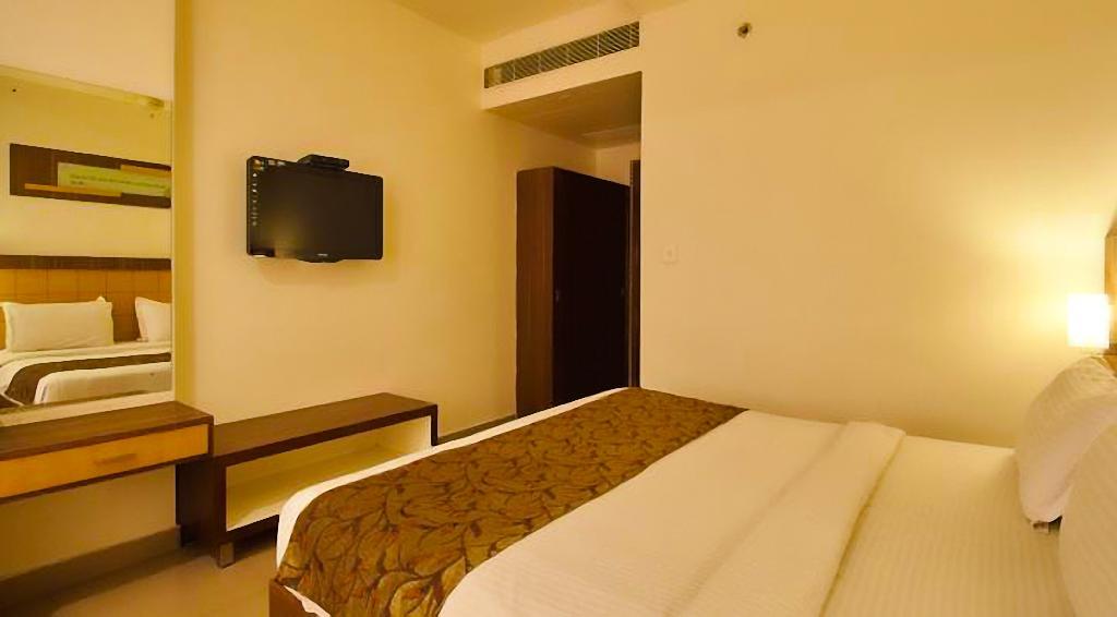 Continental Park Hotell Vijayawāda Eksteriør bilde