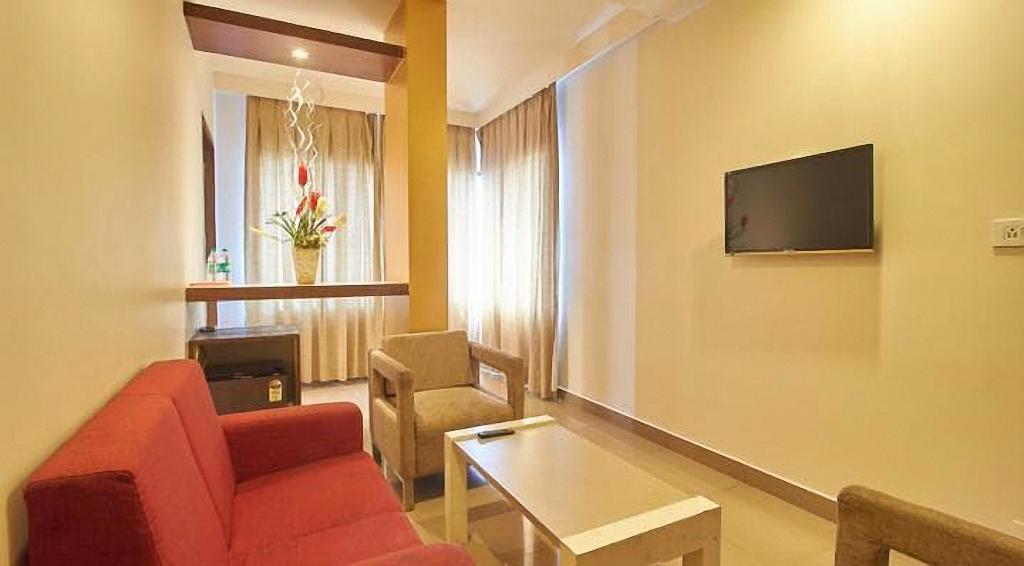 Continental Park Hotell Vijayawāda Eksteriør bilde
