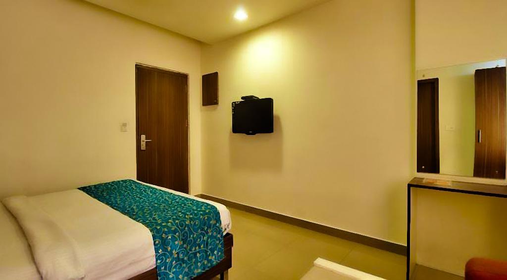 Continental Park Hotell Vijayawāda Eksteriør bilde